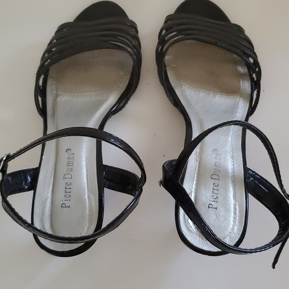 Strappy heels - Picture 3 of 3